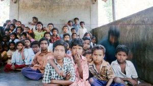 തെളിമയോടെ മലയാളം എഴുതി വായിച്ചു പഠിക്കാനുറച്ച് ഇടമലക്കുടിയിലെ കുട്ടികൾ;പഠിപ്പുറുസ്സി ' മുതുവാൻ ഭാഷ പരിശീലന പാക്കേജിന് അംഗീകാരം നൽകി പൊതുവിദ്യാഭ്യാസ വകുപ്പ് മന്ത്രി വി.ശിവൻകുട്ടി