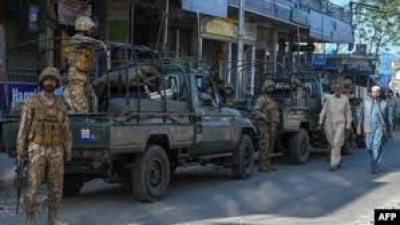 Terrorist attack on military base in Pakistan; 15 killed, 30 injured