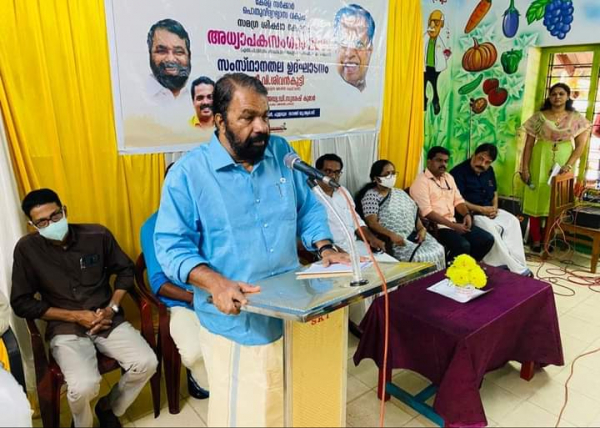 Minister V Sivankutty said that the motto of the teachers should be &#039;learn and teach&#039;