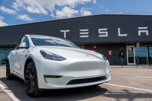 Tesla&#039;s first Supercharging station in India