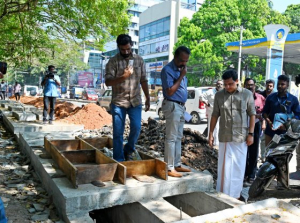 സ്മാർട്ട് സിറ്റി പദ്ധതിയിലുൾപ്പെട്ട റോഡുകളുടെ നിർമാണം സമയബന്ധിമായി പൂർത്തീകരിക്കും : മന്ത്രി മുഹമ്മദ് റിയാസ്