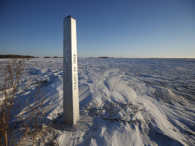 Four Indians, including a pinch baby, have died of frostbite on the US-Canada border