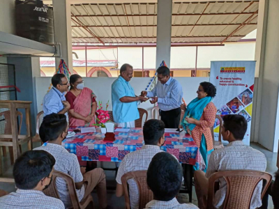 manappuram-foundation-submits-drinking-water-plant-project