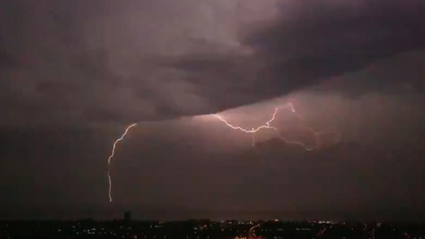 Isolated heavy rain likely in five districts of the state; thunderstorm warning