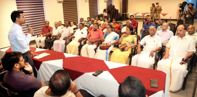 വോട്ട് സംവാദം - ജില്ലാ കളക്ടർ ഉദ്ഘാടനം ചെയ്തു
