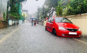 കൊച്ചിയില്‍ കനത്ത മഴ; വെള്ളക്കെട്ട്